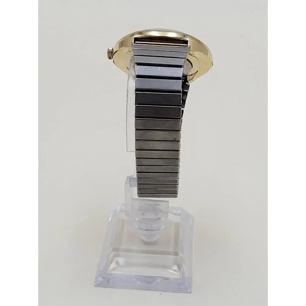 Vintage Timex Water Resistant Watch Mens Date Two Tone Expansion Band PARTS ONLY